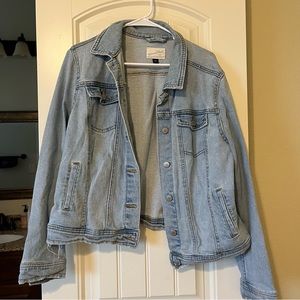 Universal thread denim jacket